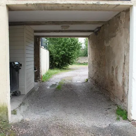 Le Noisetier